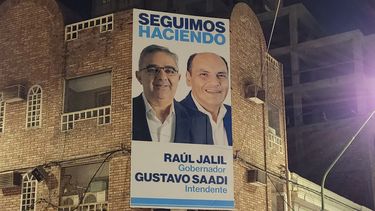 El cartel que desató la polémica con la EC Sapem.&nbsp;