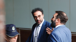 Yo lo amaba, era mí ídolo y mi amigo, Leopoldo Luque declaró en el juicio por la muerte de Maradona Yo lo amaba, era mí ídolo y mi amigo, Leopoldo Luque declaró en el juicio por la muerte de Maradona