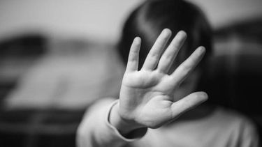 Acusado de abusos sexuales esperará el juicio detenido