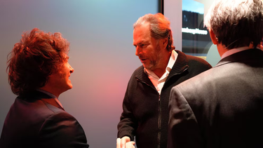 el ceo de salesforce anuncio una inversion de usd 500 millones en argentina tras el encuentro con javier milei