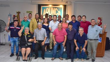 Gremios presionan a los legisladores por el DNU y por la Ley Ómnibus