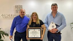 Concejales distinguen al Radio Club Catamarca
