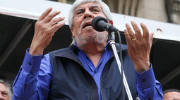 El secretario general de Camioneros, Hugo Moyano