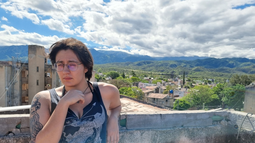 Valentina Acosta Barbieri presenta este sábado su colección de cuentos Menú de cadáveres