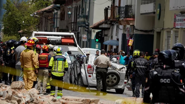 un sismo de magnitud 6,8 sacudio el sur de ecuador