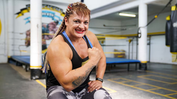 Mejora la salud de la Locomotora Oliveras: tras abrir los ojos, hubo otro avance