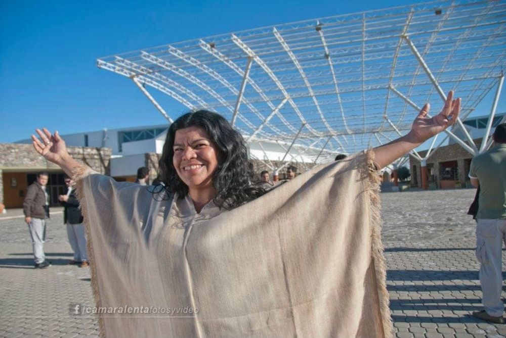 Rita Soria. Vení a bailar con Poncho.