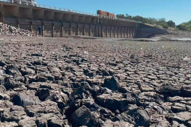 Crisis Hídrica Sequía Histórica En Uruguay 9985