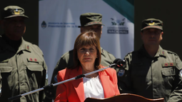Bullrich canceló el informe de Adorni en el Senado para evitar que se convierta en una interpelación Bullrich canceló el informe de Adorni en el Senado para evitar que se convierta en una interpelación