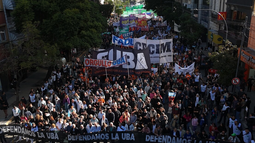 Marcha Federal Universitaria: una multitud se movilizó en Plaza de Mayo Marcha Federal Universitaria: una multitud se movilizó en Plaza de Mayo