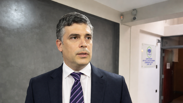 rosales matienzo deja educacion y sera postulado como fiscal de estado