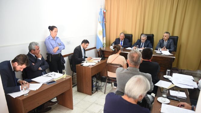 Más testigos negaron haber recibido ayuda social en la gestión del Frente Cívico
