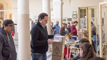 Mera emitió su voto