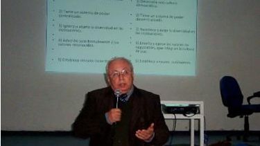 En Valle Viejo, presentan dos Libros de Derecho Educativo