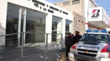 Niño robaba televisores en viviendas y huía a bordo de un taxi