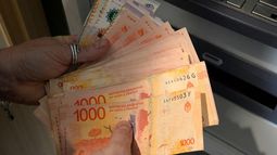 El Gobierno fijó aumentos escalonados del salario mínimo hasta agosto de 2026 El Gobierno fijó aumentos escalonados del salario mínimo hasta agosto de 2026