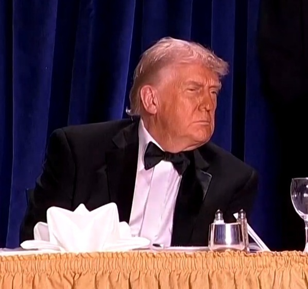 Trump reconoció que fue él quien demoró su salida del escenario tras el ataque: Quería ver qué pasaba