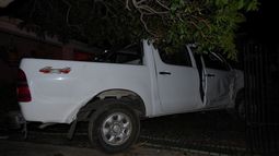 Violento accidente: camioneta se incrustó en una vivienda