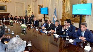Las Provincias analizan suspender el Pacto Fiscal