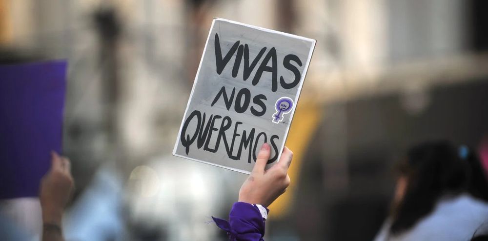 c77233d8-e010-42b7-900c-b56161c29863.jpg