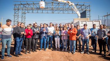Tinogasta: Jalil visitó el predio donde se construye en el Parque Industrial
