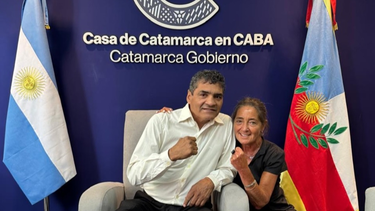 locomotora castro visito casa de catamarca en caba