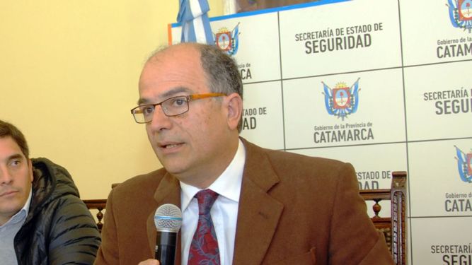 Denett fue más allá y dijo que “el Poder Judicial está desprestigiado”
