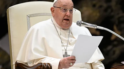 El papa Francisco reapareció en el Domingo de Ramos y pidió rezar por los más necesitados