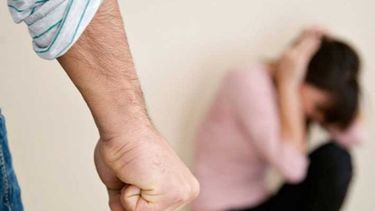 Padre fue arrestado por haber golpeado a su hija