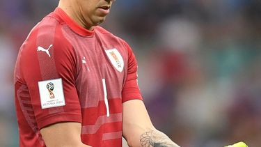 francia choca con el duro uruguay