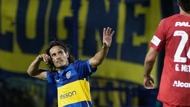 con tres goles de cavani, boca le gano a belgrano