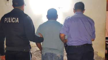 arrestaron a muna-muna cruz por abuso sexual