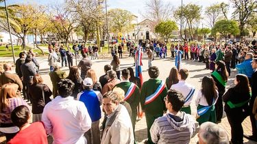 Se reinauguró la plaza de Villa Cubas