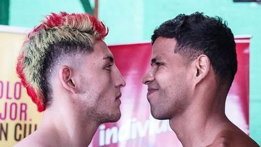 Cara a cara. Corzo y Rivero tras superar el pesaje oficial.