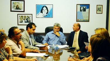 autoridades de educacion y los gremios continuan la discusion salarial