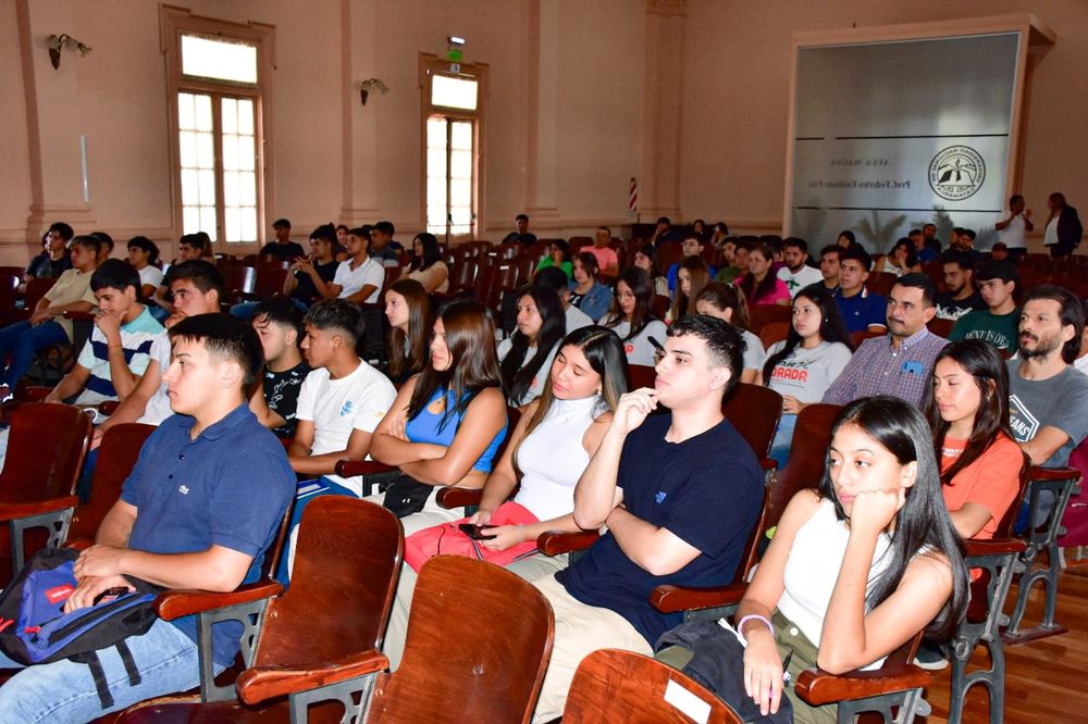 Curso de nivelación. Asistirán todos los alumnos.
