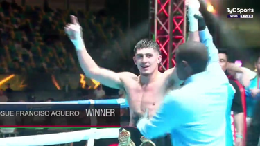 josue agüero, campeon gold superpluma