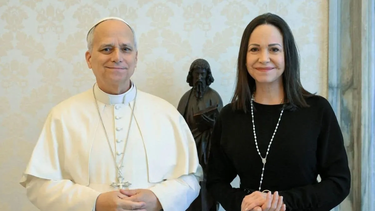 el papa leon xiv recibio a maria corina machado