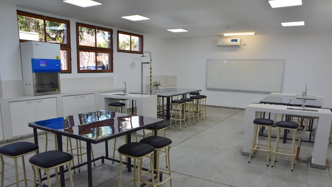 La Facultad de Ciencias Exactas inauguró un moderno Módulo de Biología