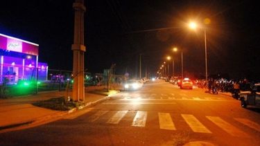 Durante una persecución un policía cayó de su motocicleta