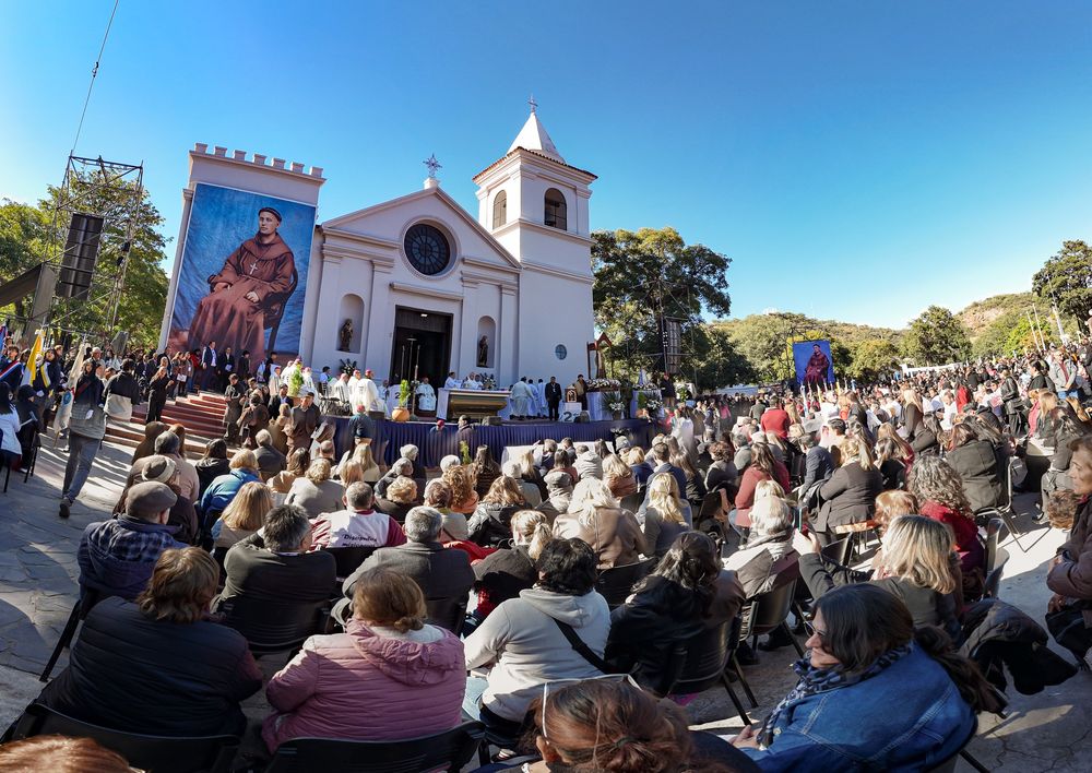 Celebración. Las actividades comenzaron en las primeras horas de la mañana en Fray Mamerto Esquiú.
