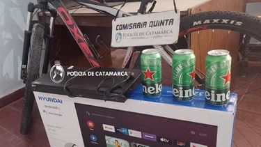 Lo detuvieron con una bici, un televisor y tres latas de cerveza