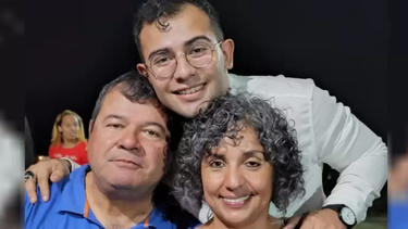 la familia sena celebraron juntos la llegada del 2025