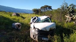 Siete heridos dejó el vuelco de una camioneta y dos automóviles