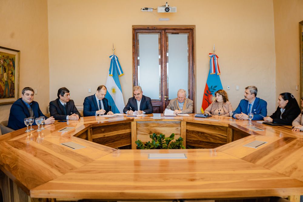 Catamarca y la UTN impulsan nuevas tecnicaturas universitarias en Tinogasta