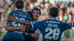 Racing venció 2-0 a Banfield por el Torneo Apertura 2026 Racing venció 2-0 a Banfield por el Torneo Apertura 2026