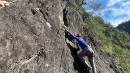 Plan para activar la adrenalina: actividades al aire libre en las montañas de El Jumeal