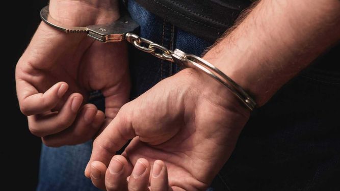 Aprehendieron a un hombre acusado de golpear a otro