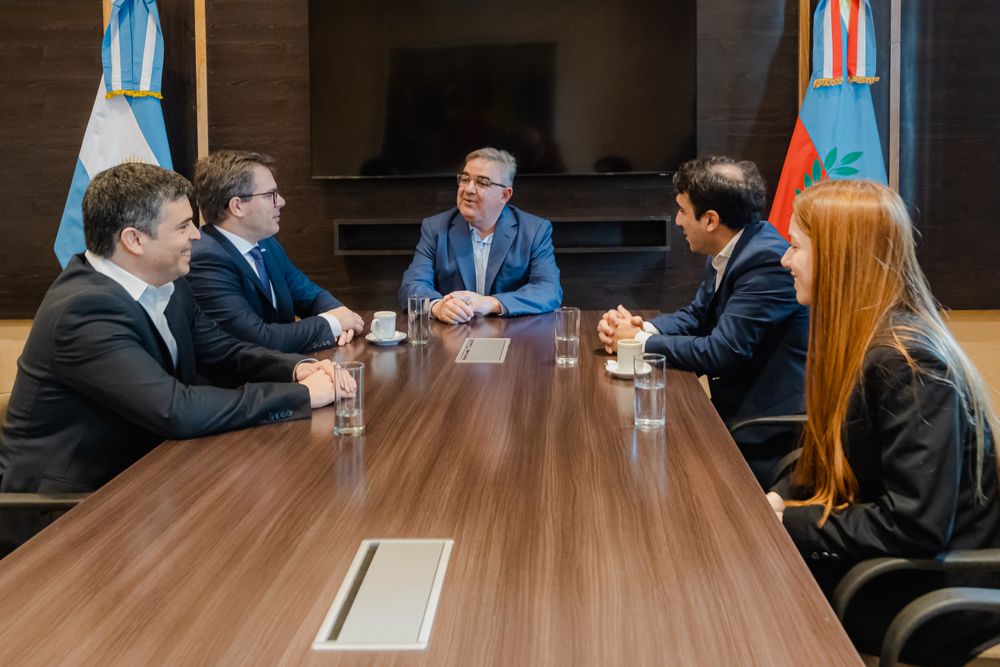 Buenos Aires y Catamarca renuevan el compromiso de colaboración académica.JPG