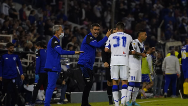 la bronca del dt de velez: fuimos claramente perjudicados